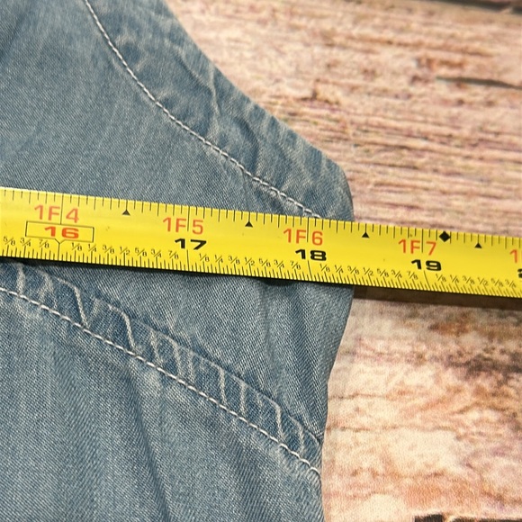 Joop Sz M Blue Chambray Buttoned Tank Top - Picture 9 of 10